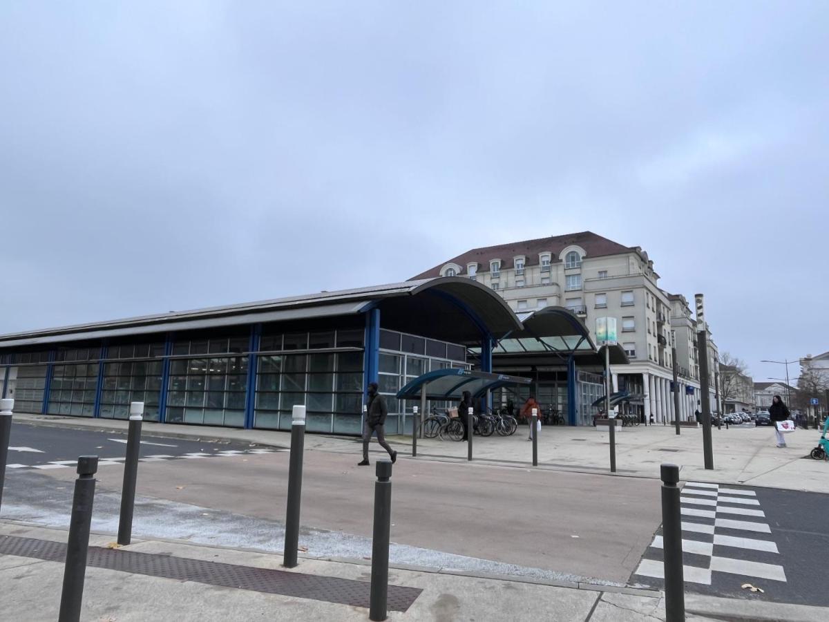 Appartement Disneyland Paris Bussy-Saint-Georges Exteriör bild
